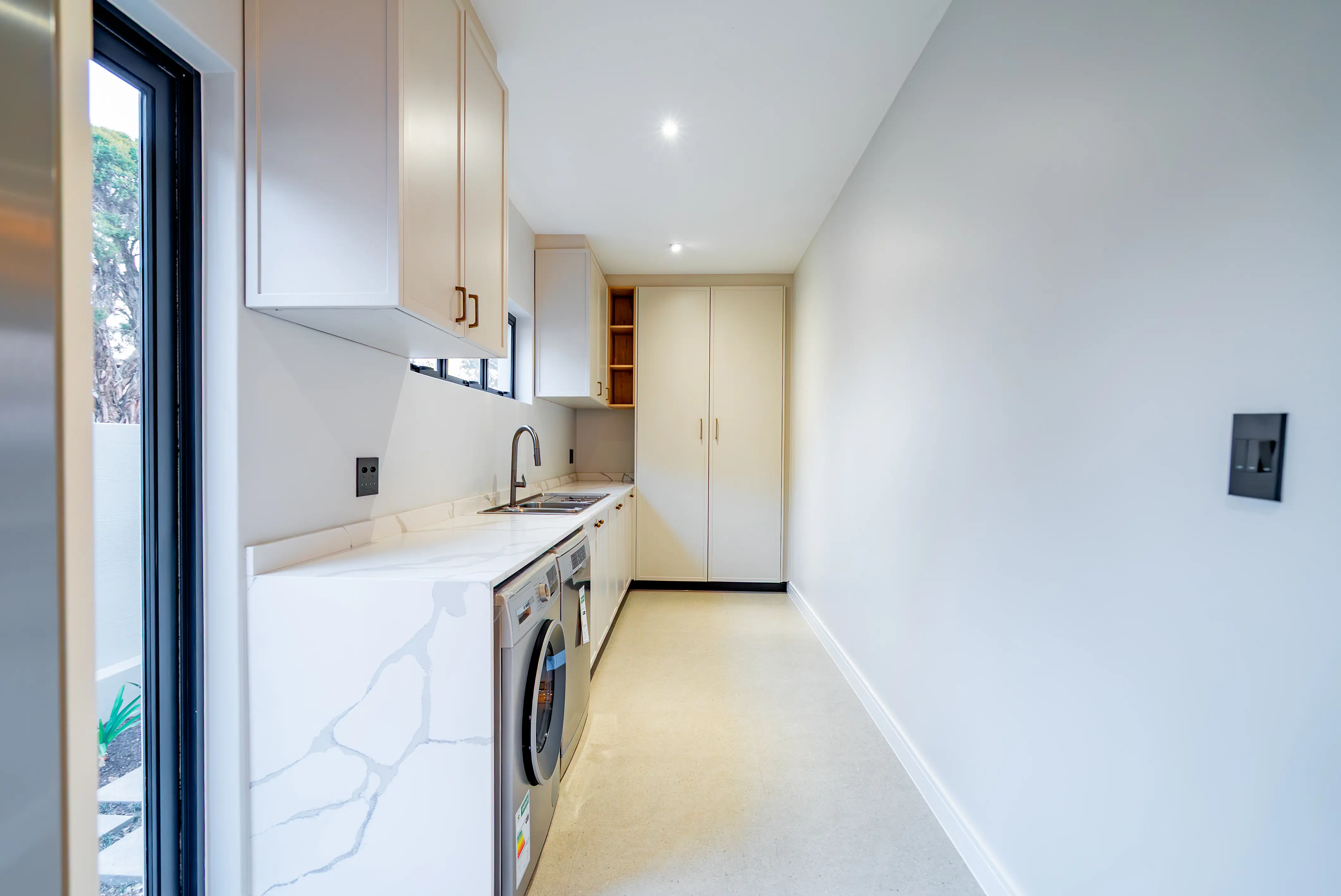 Separate Scullery Utility Area